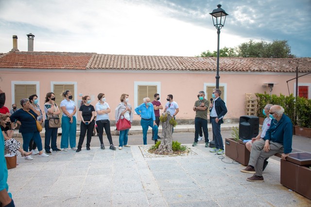 San Pantaleo, tra lavori e ripartenza. Il sindaco Settimo Nizzi incontra i cittadini.