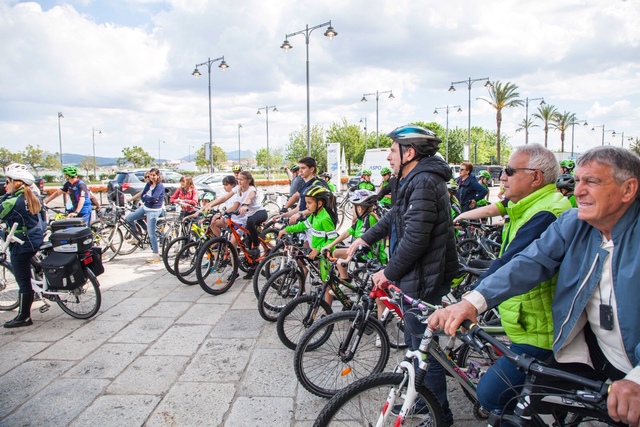 Cyclewalk. Prosegue la campagna di sensibilizzazione. Ieri la pedalata.